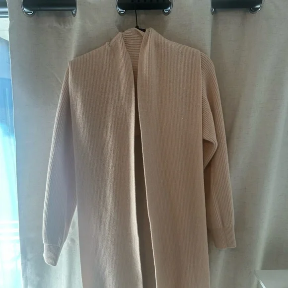 Frame blush knit shrug - Picture 7 of 7